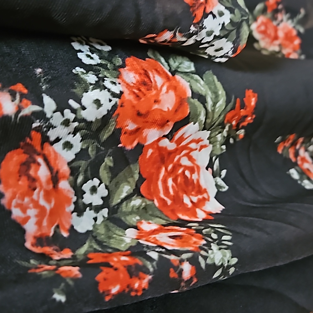 COLD SHOULDER DRESS - Picture 3 of 6